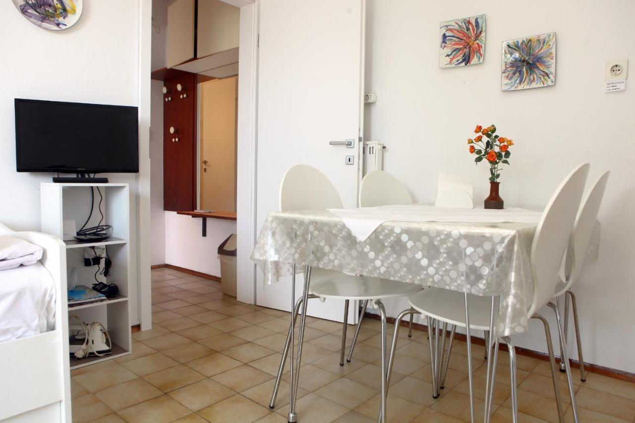 Apartments Diana BM Portoroz Bagian luar foto
