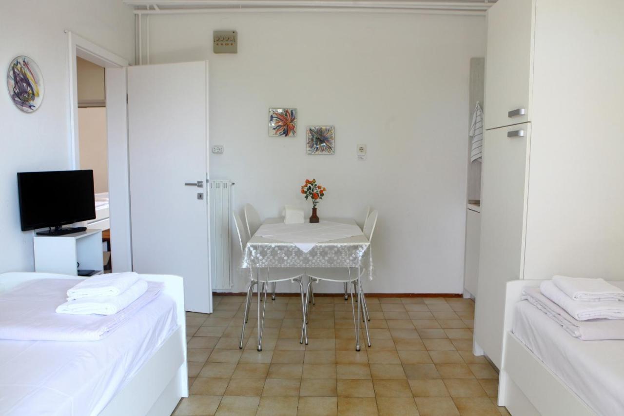 Apartments Diana BM Portoroz Bagian luar foto